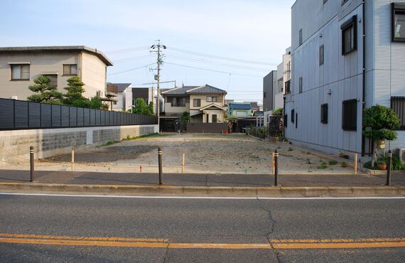 借地を円滑に売りたいお客様へ柔軟にご提案 | 文京区の不動産売却なら売れにくい物件を承る株式会社UEI